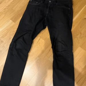 Levis jeans (W30,L30) - Storlek W30,L30 Köpta för ca ett halv år sen dom är i använt skick