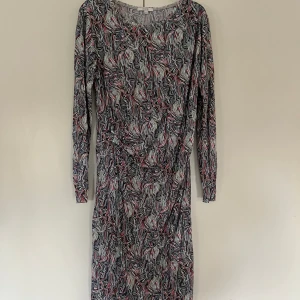 Klänning från Dagmar - Exklusiv klänning av märket Dagmar