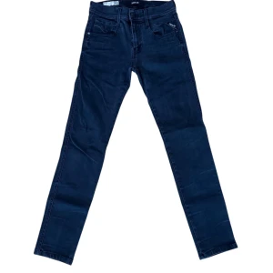 Replay anbass jeans  - // Replay anbass jeans | Storlek W28/L32 (Mer som 28/31) | Benlängd: 96cm / Midja: 37cm | Nypris runt 1800kr | Kontakta för fler frågor eller funderingar // Deluxecloset 