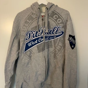 Hoodie - Ascool oversized hoodie i bra skick 💙