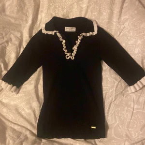 Tröja från Lindex  - Säljer denna tröjan då den inte kommer till användning. Skriv för flera bilder. Pris kan diskuteras🫶🏼