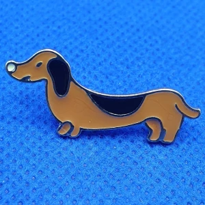 Pin - Tax - Oanvänd pin tax. ✨️Titta igenom alla mina upplagda och köp fler saker i bundle för att spara på frakten och få allt du köpt i ett och samma paket✨️