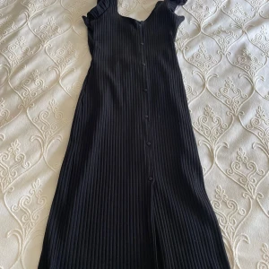 Svart klänning  - Sommar klänning 