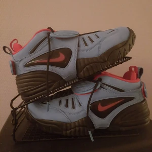 Nike Ambush, helt nya!  - Helt nya skor, originallåda och kvitto finns. 