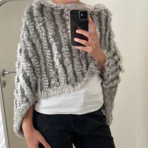 Pälscape - Skitsnygg pälscape från Maclauren🤍 Så fin till hösten! 