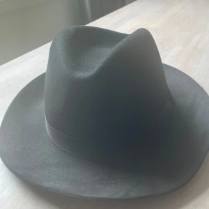 Stetson hatt svart M - Stetson hatt mycket bra skick 