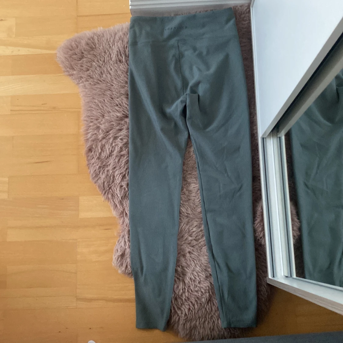 Grå leggings från Röhnisch - 91