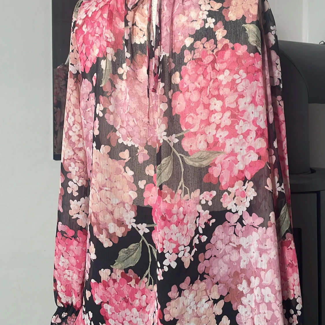 Blommig transparent blus  - 91