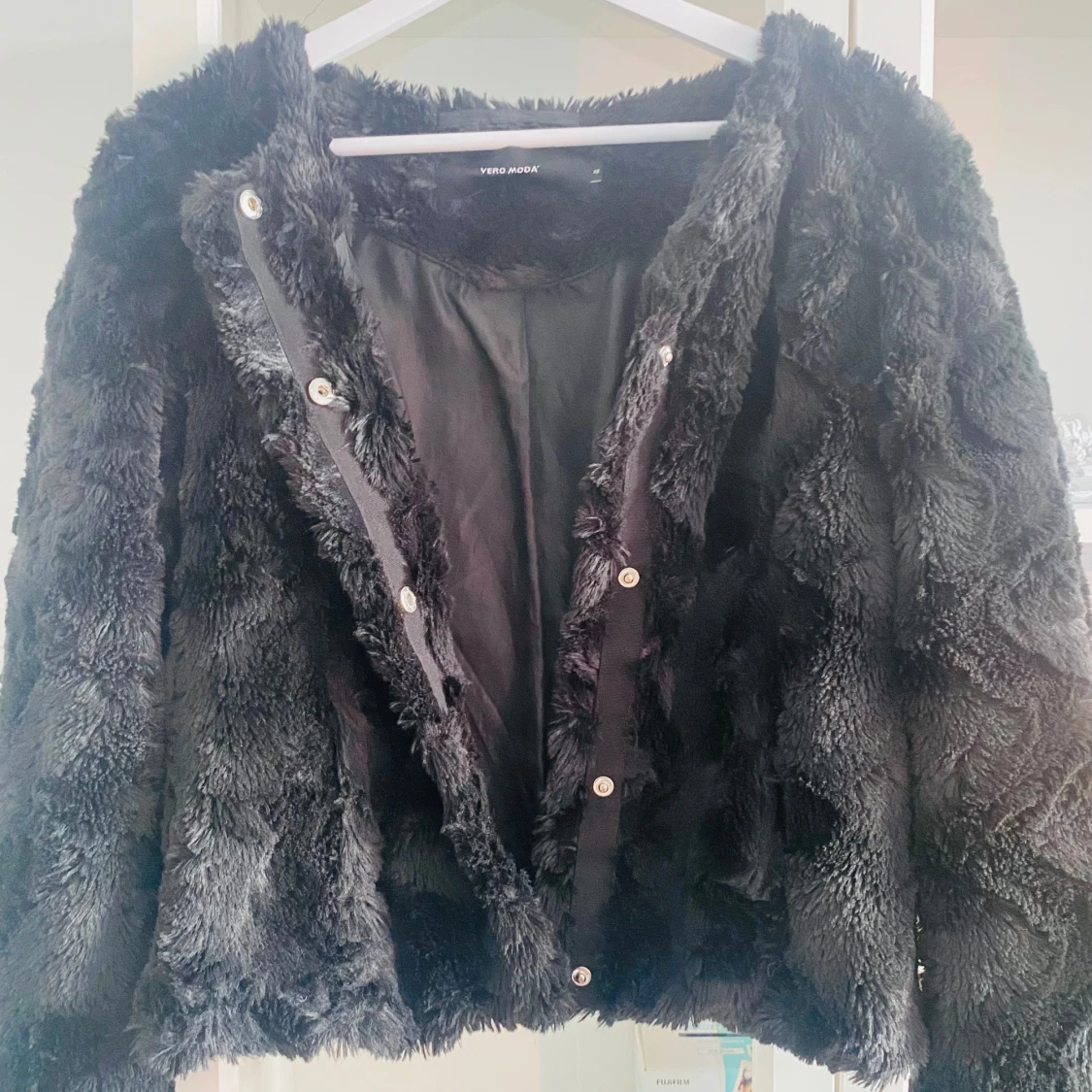 SVART FLUFFIG JACKA🖤 - 2
