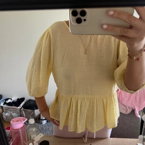 Blus - Jätte fin köpt för ca 2 år sen ifrån hm