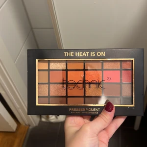 Ögonskugga palett - Oanvänd och oöppnad 