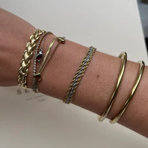 Fint armband  - Väldigt fint armband. 