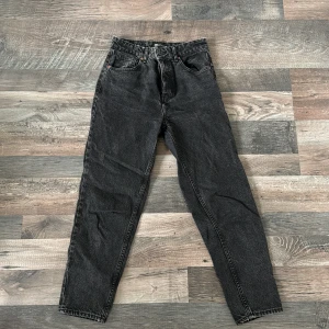 Zara jeans  - Sitter bra, jag är 164cm 