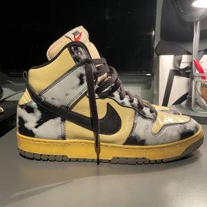 Nike Dunk sp  - -Gott skicka använda under 10 gånger -Nypris 3000-3500 beroende på vart man kollar  -Storlek 45,5