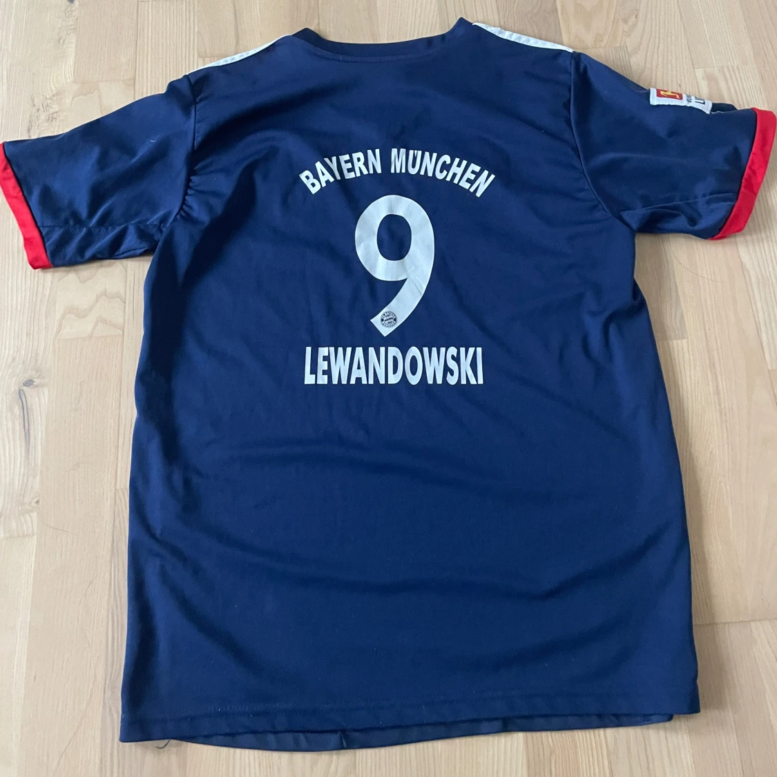 Bayern München tröja Lewandowski - 90