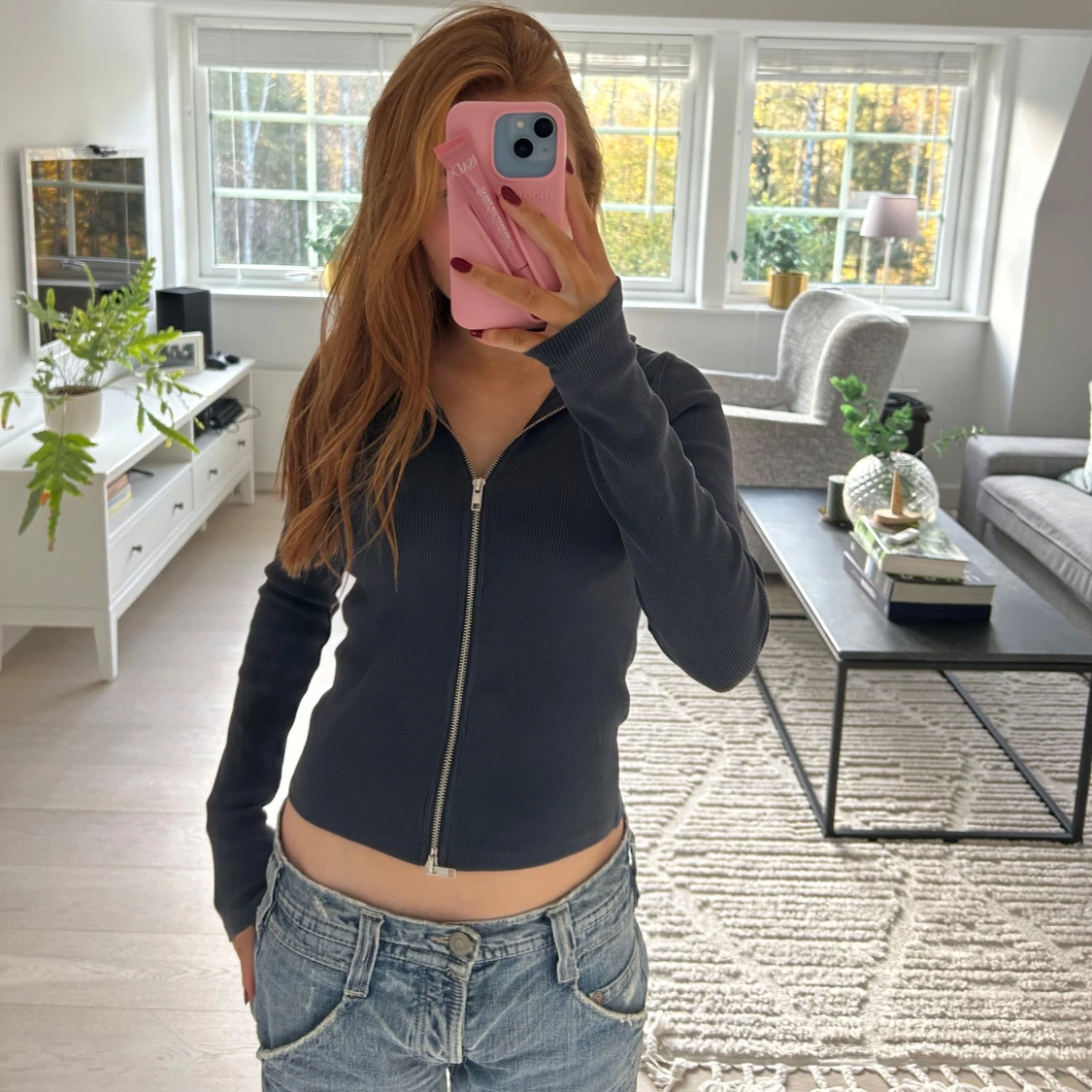 Tajt hoodie med zip  - 90