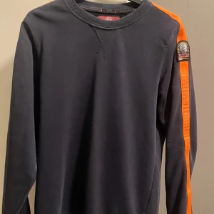 Parajumpers  - Tröja från Parajumpers 