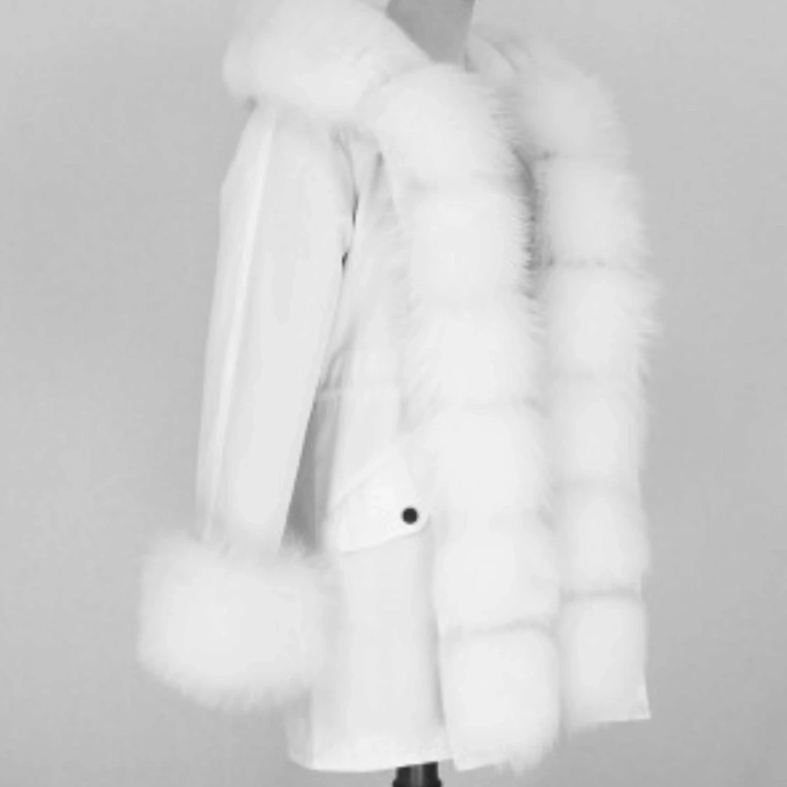 ÄKTA PÄLSJACKA  - 91