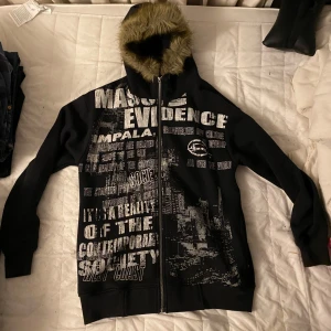 Impala hoodie - Köpt på 50archive pop up. Perfekt nu för hösten!