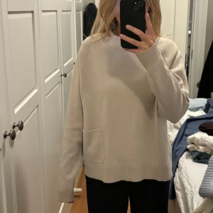 Tröja  - Tröja från Carin Wester i beige/rosa! Bra skick! 