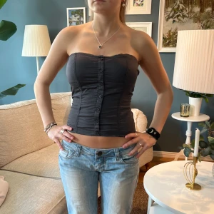 Tubtopp - Så snygg topp med knappar 💖sitter ingen lapp i men gissar på xs/s