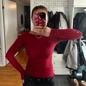 Tröja från intimissimi  - Storlek S