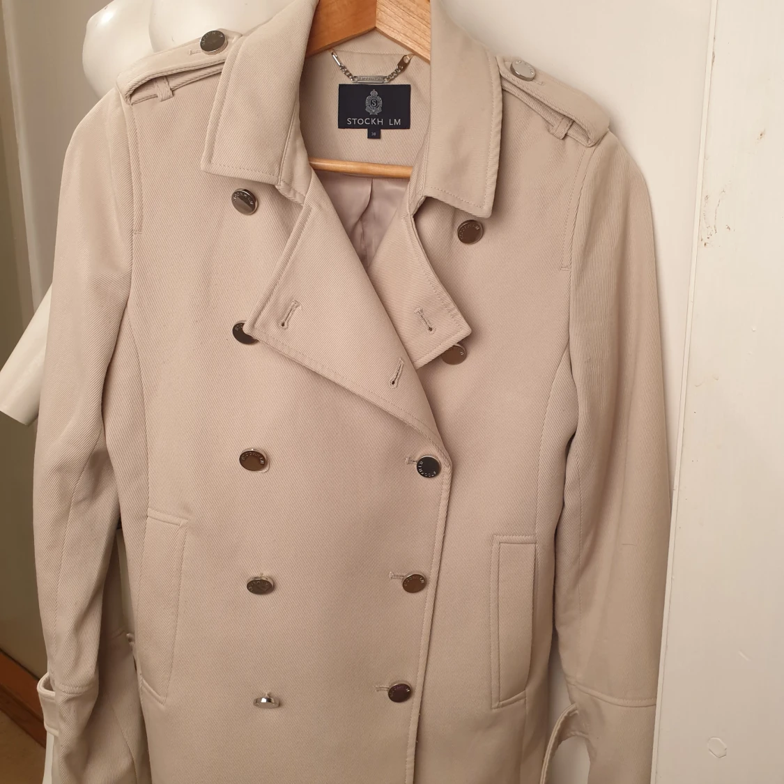 Beige trenchcoat från Stockholm LM - 1