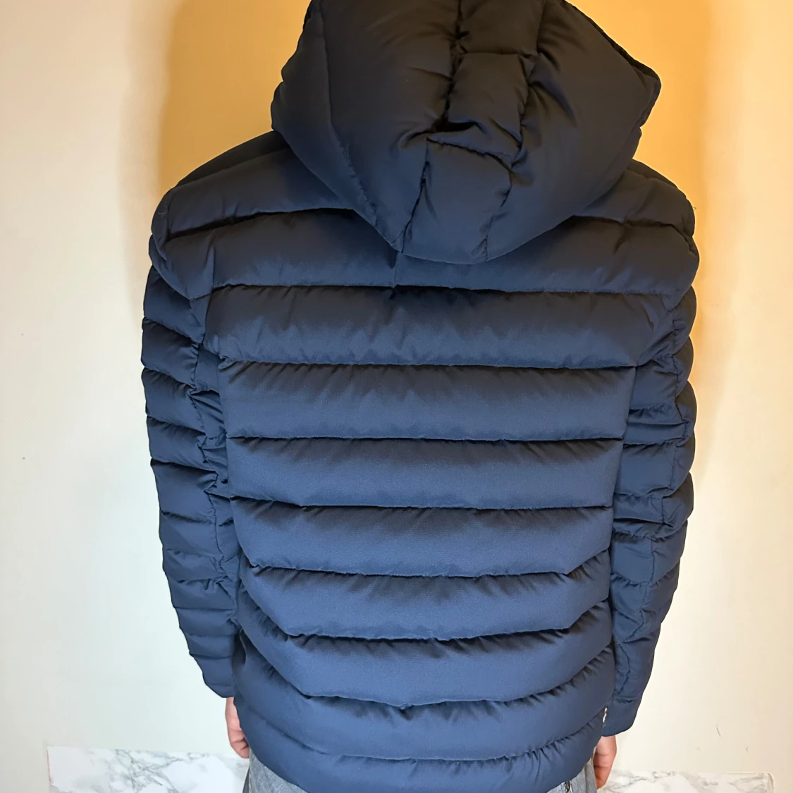 Mörkblå pufferjacka från Colmar - 4