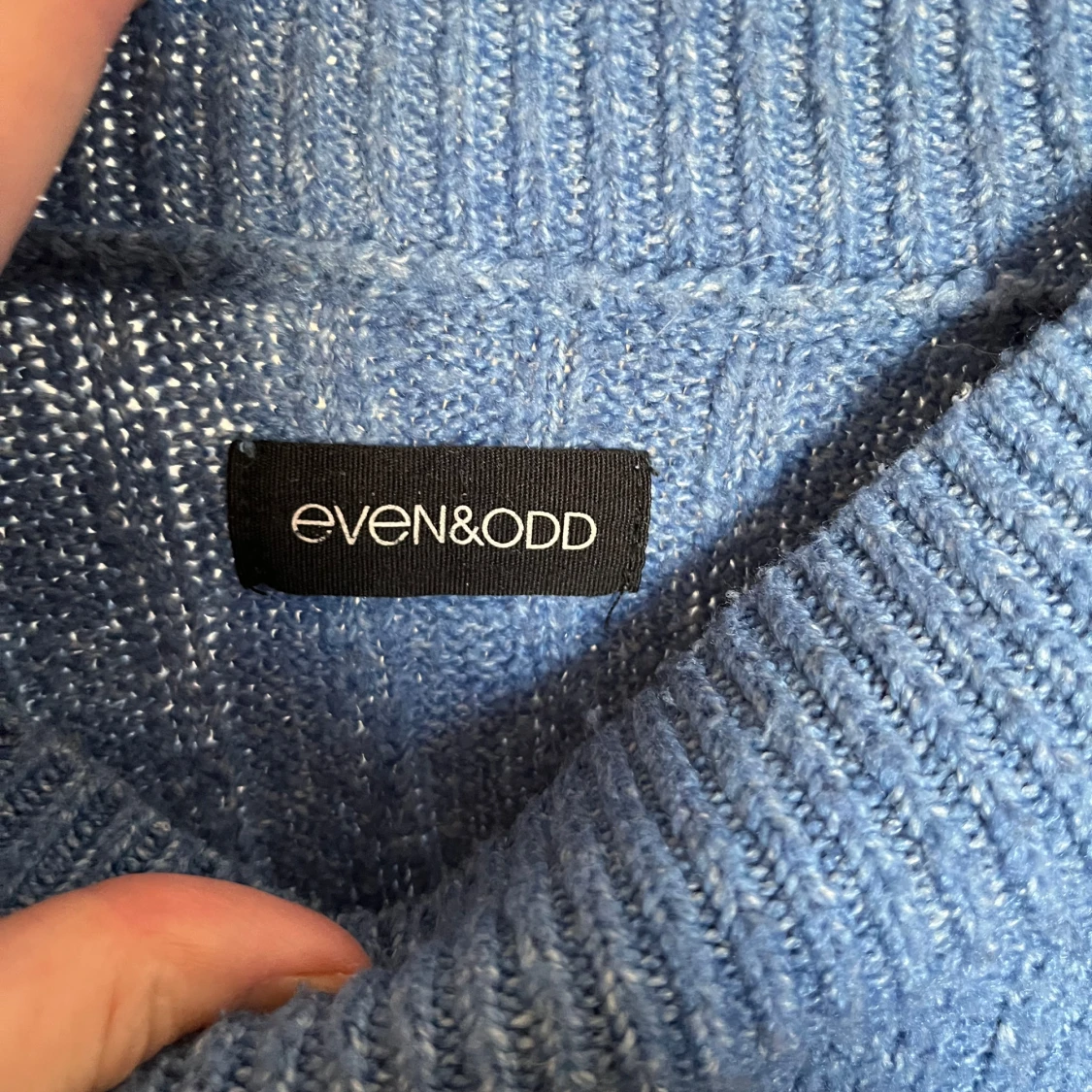Blå stickad tröja från Even&Odd - 1