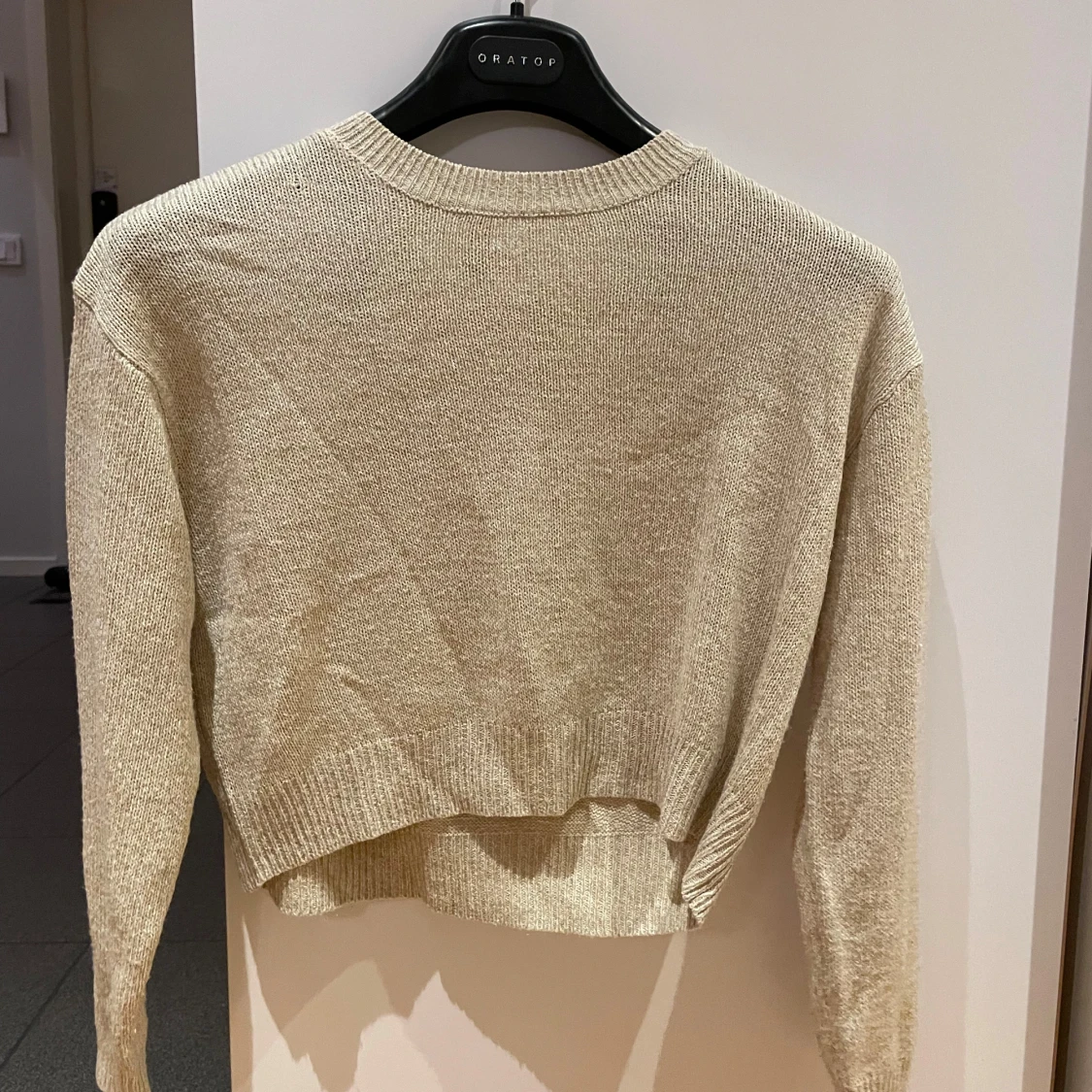 Beige stickad tröja från H&M Divided
