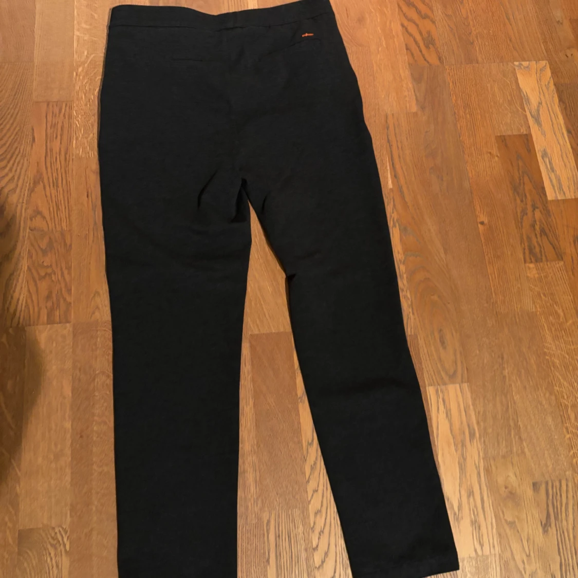 Mörkgrå kostymbyxor från Ciszere - 3