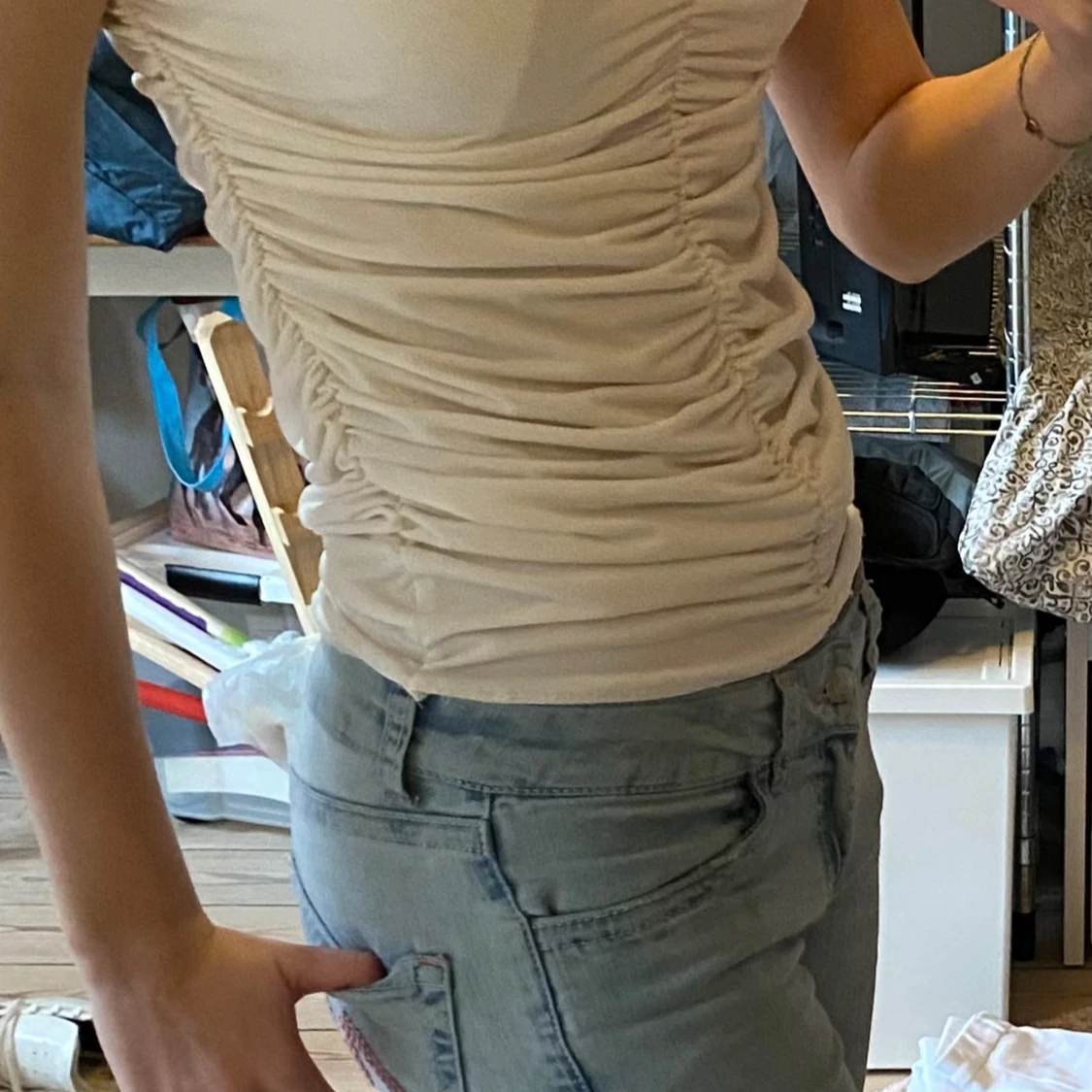 Vit v-ringad topp - 1