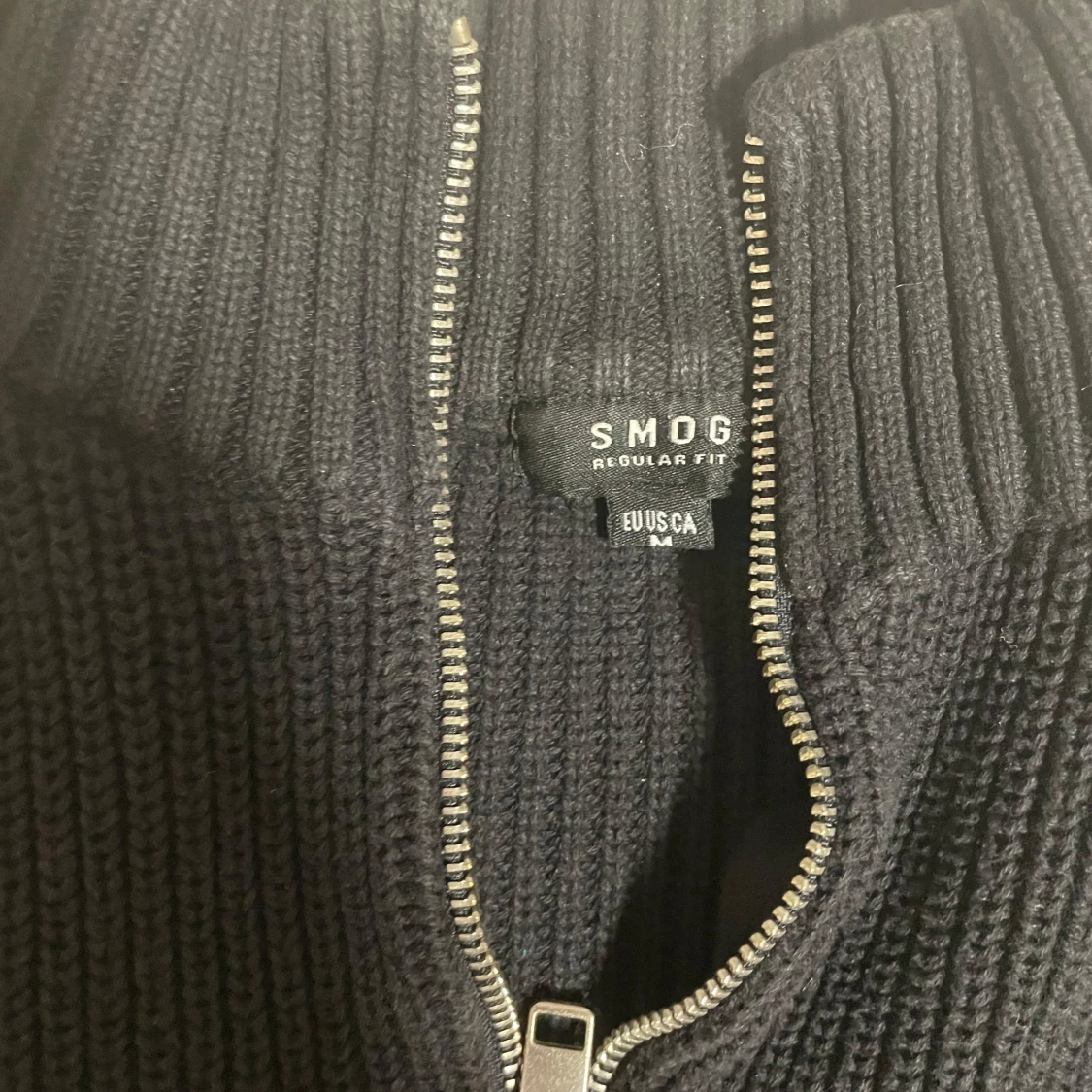 Svart quarterzip SMOG - 1