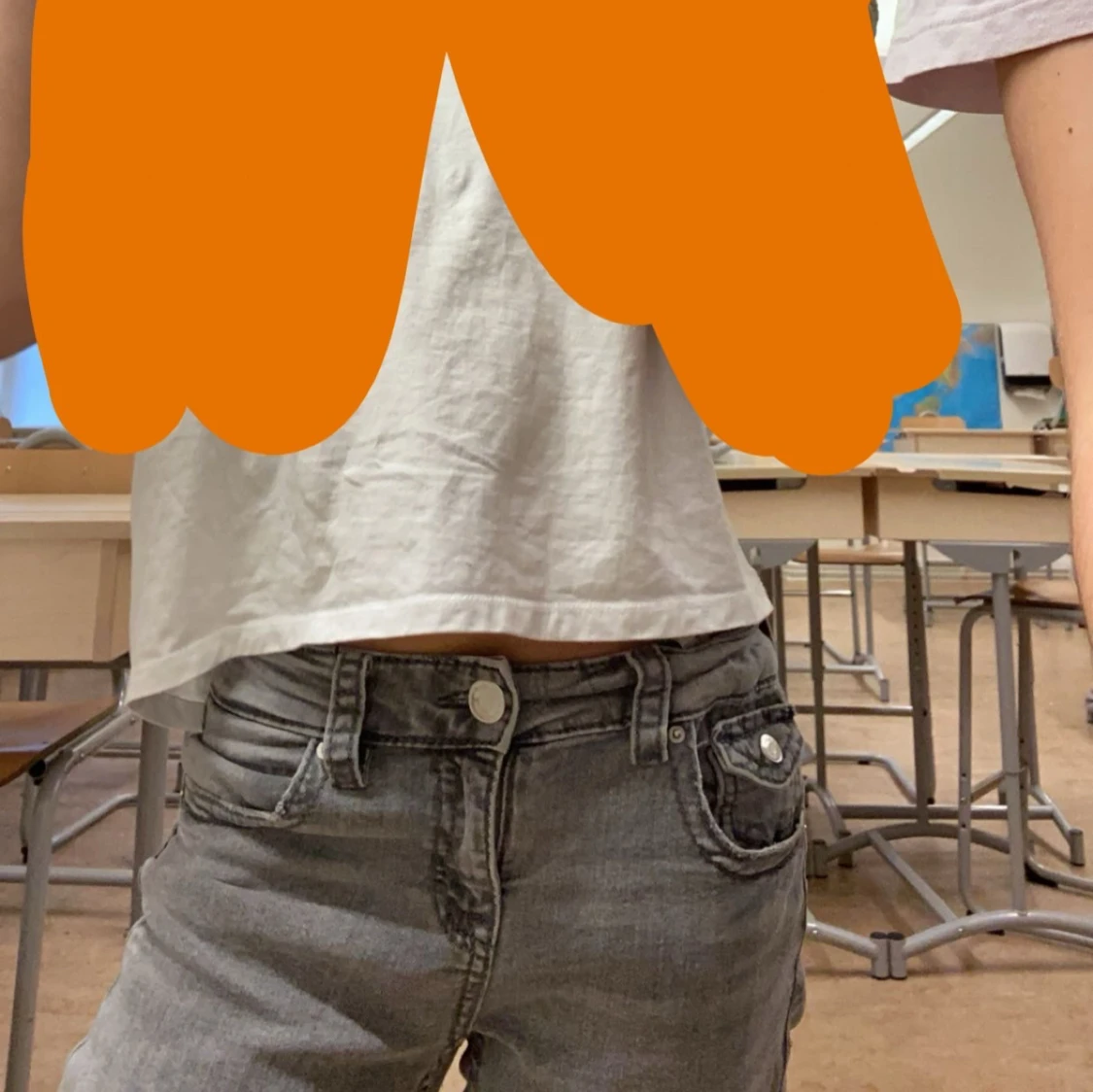 Grå jeans från Gina  - 2