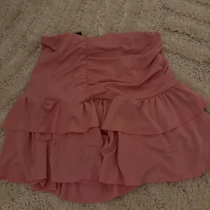 Rosa kjol från Collusion - Rosa mini kjol