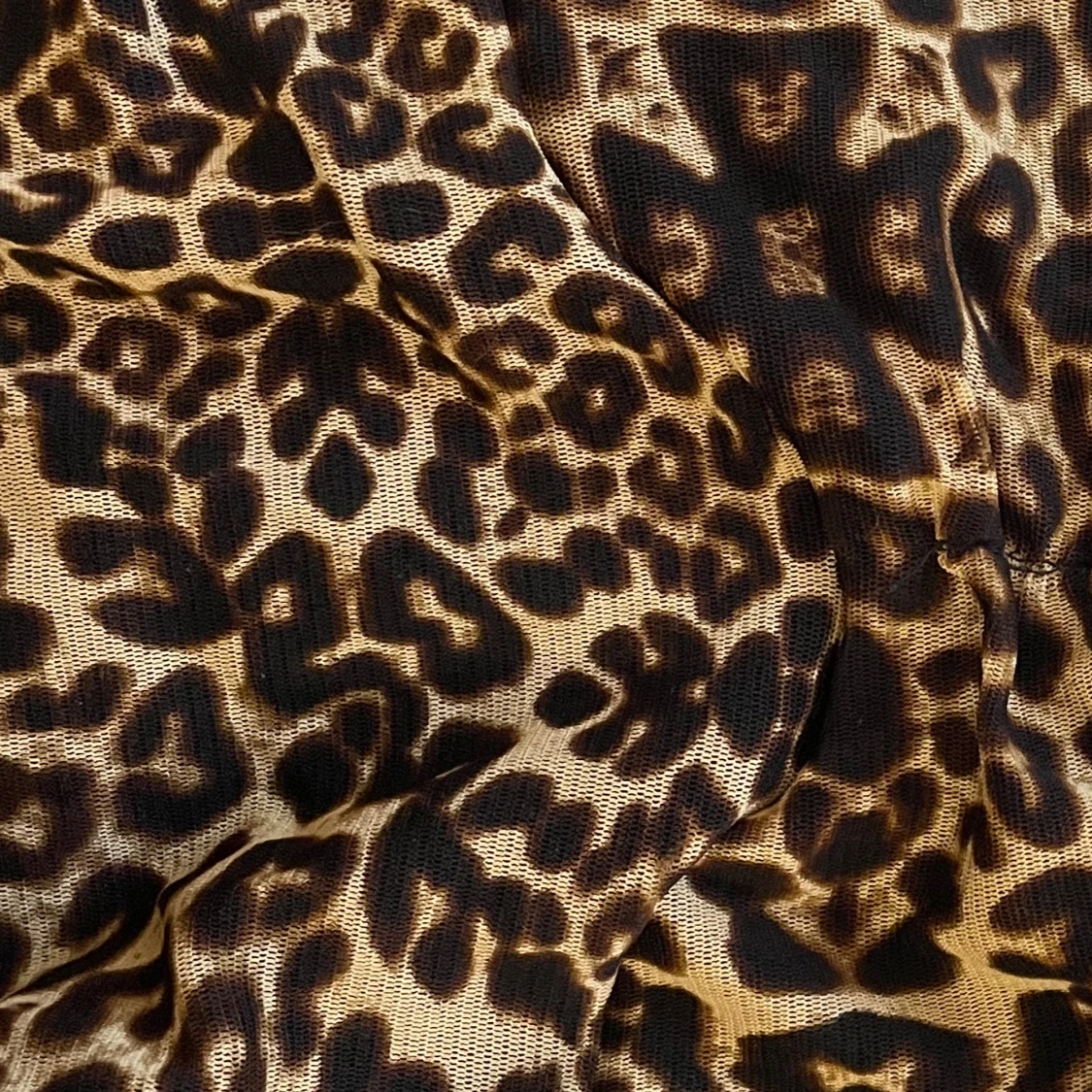 Leopardmönstrad axelbandslös topp - 1