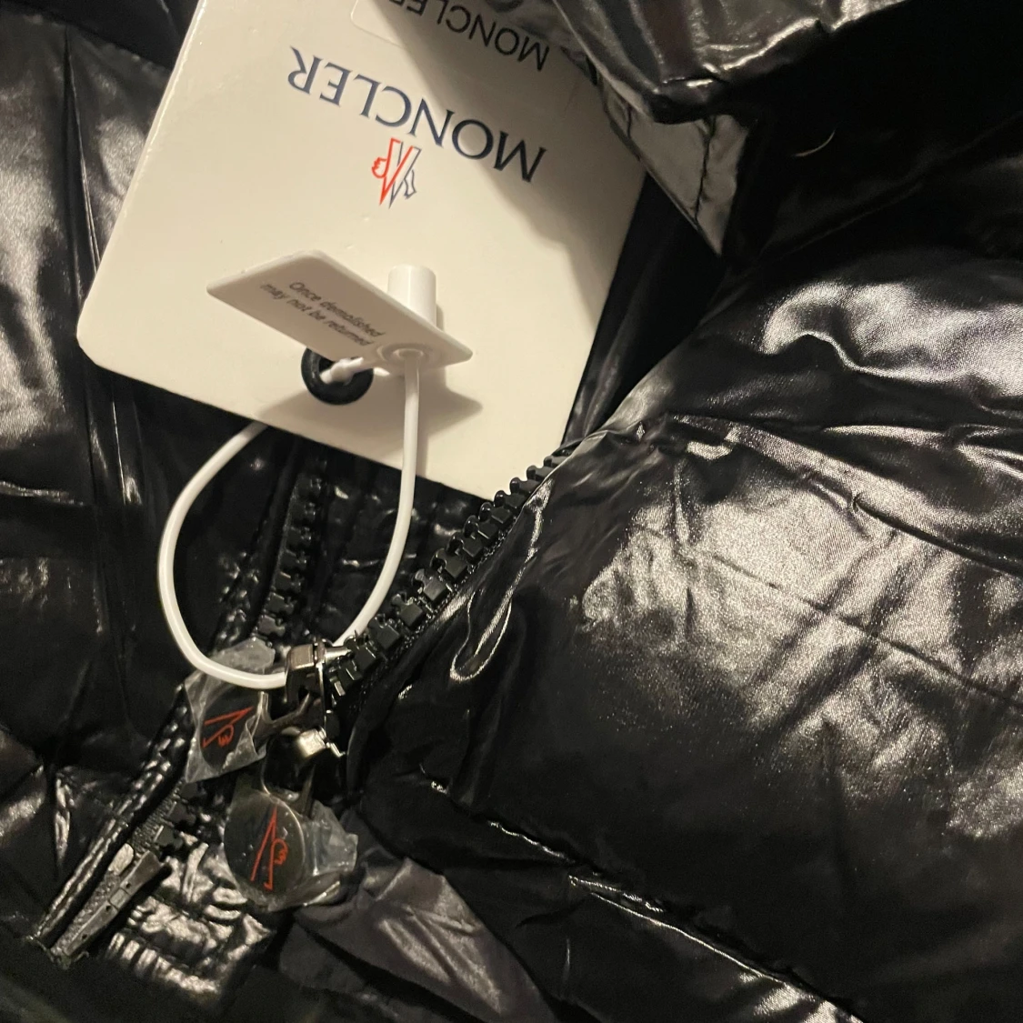 Svart dunjacka från Moncler - 1