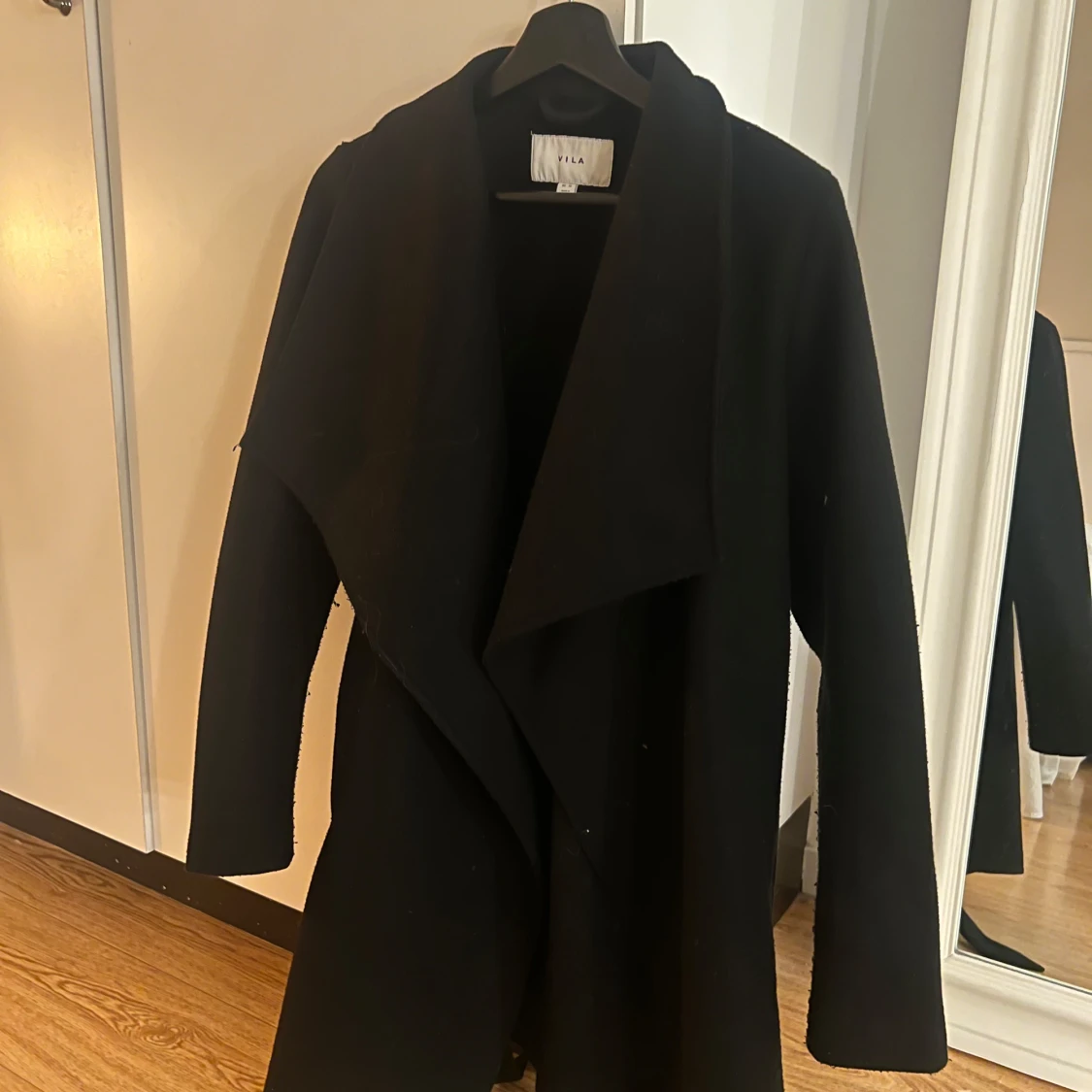 Svart kappa från Vila - 1