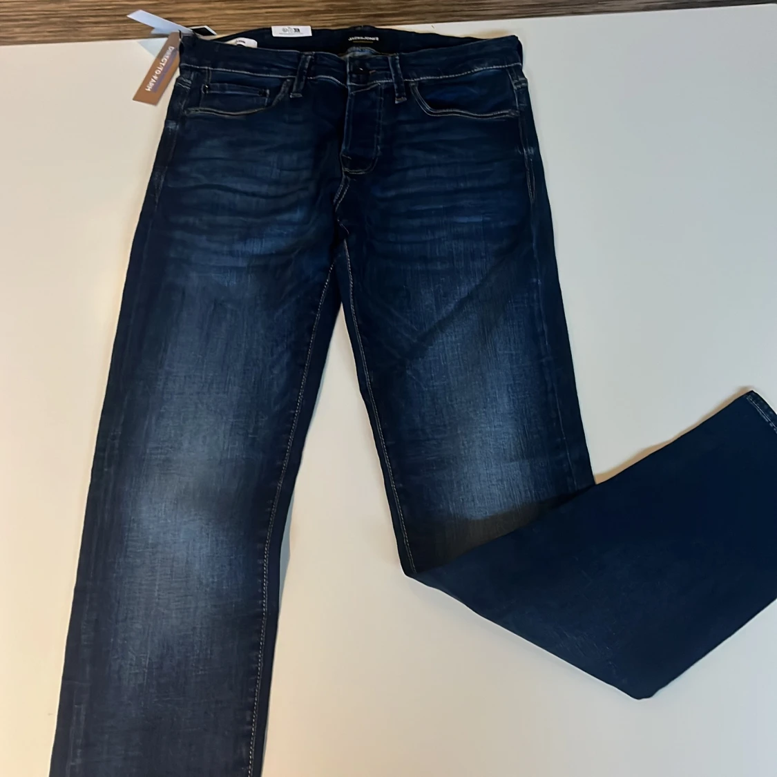 Mörkblå slim jeans från Jack & Jones - 1