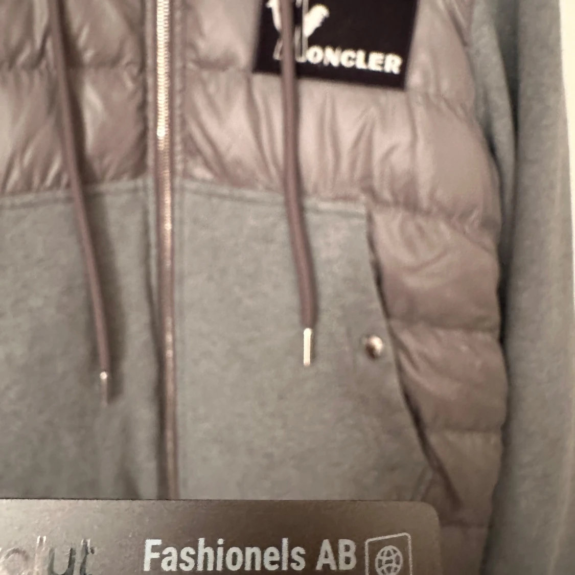 Moncler  - 4