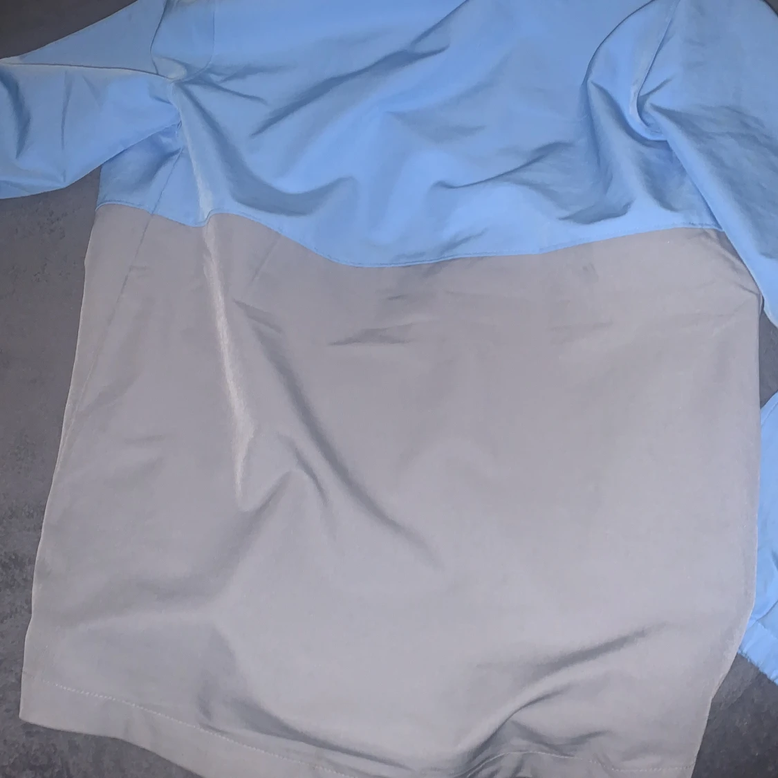 Blå och beige vindjacka från Under Armour - 4