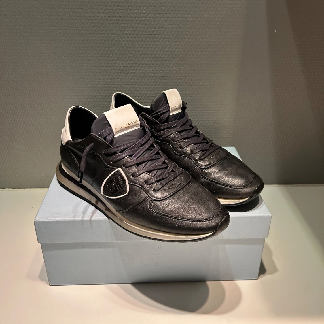 Philippe Model Trainers - 1