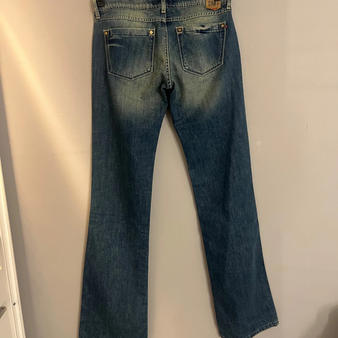 Blå lågmidjade jeans - 3