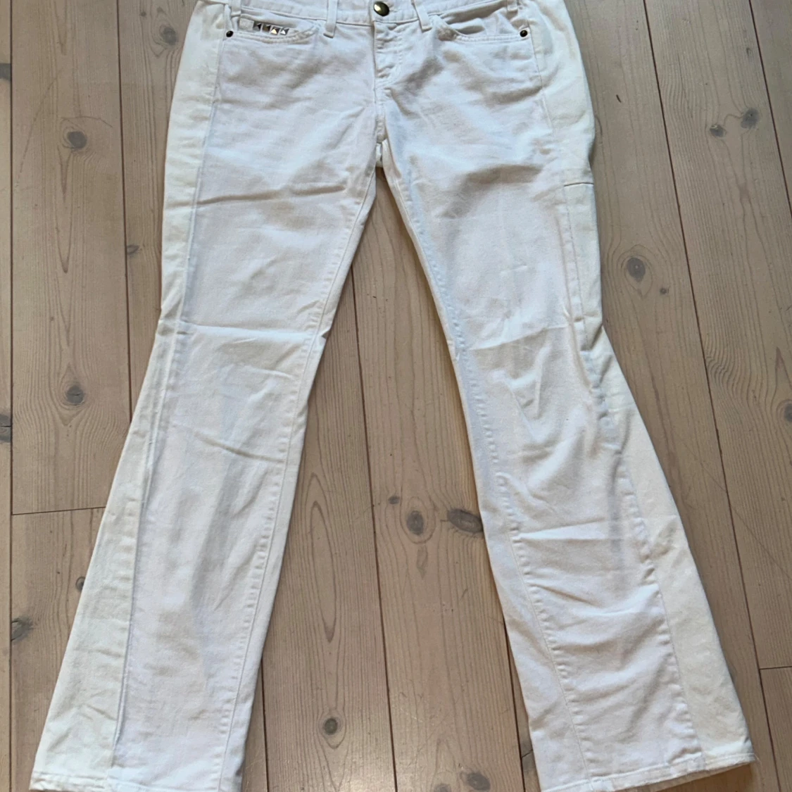 Vita lågmidjade bootcut jeans - 3