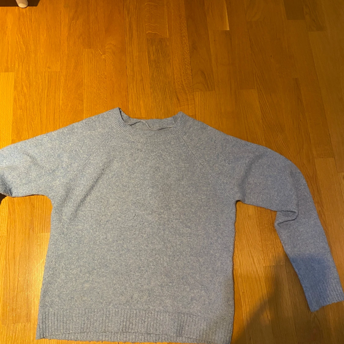 Ljusblå stickad tröja från Vero Moda