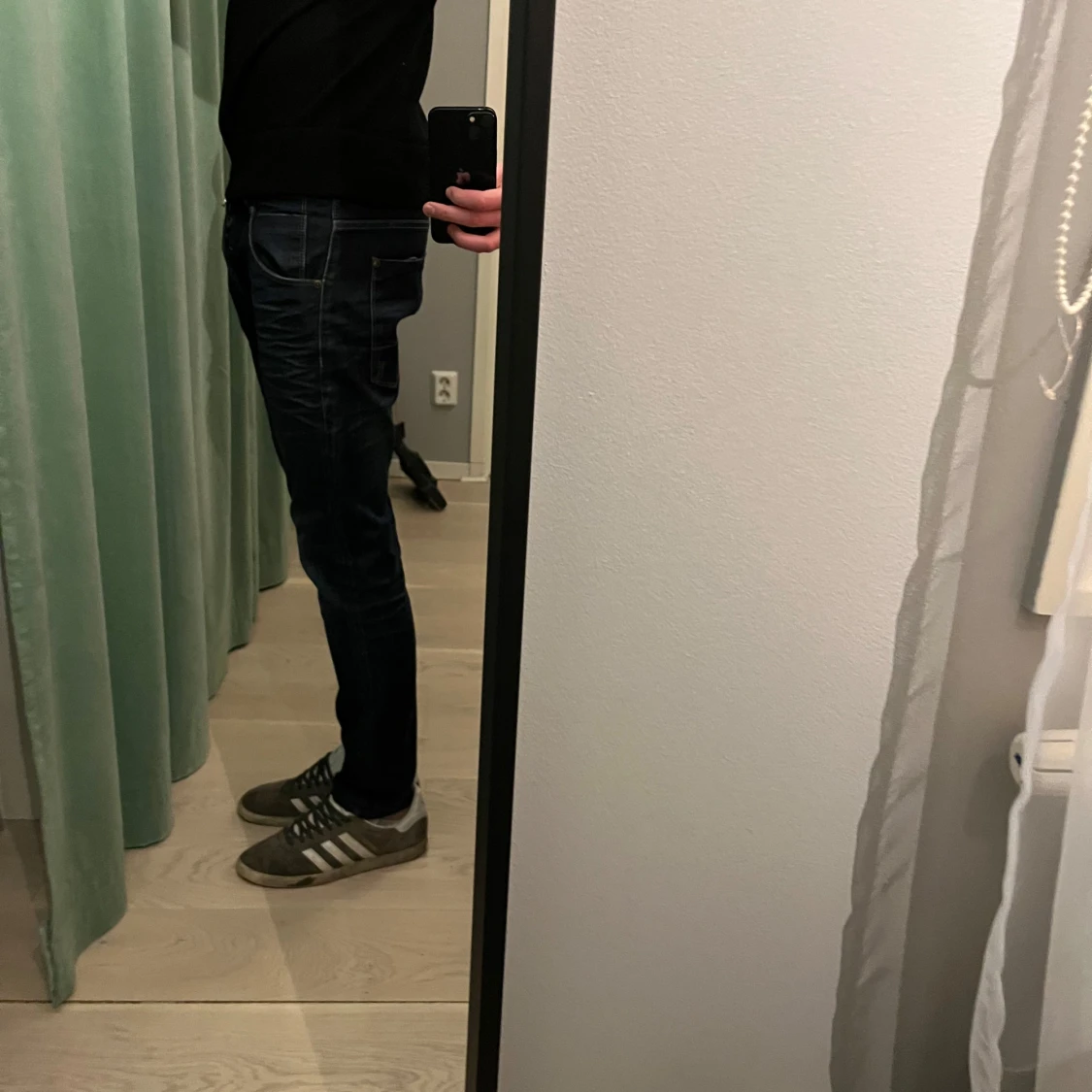 Mörkblå jeans från Diverse - 91