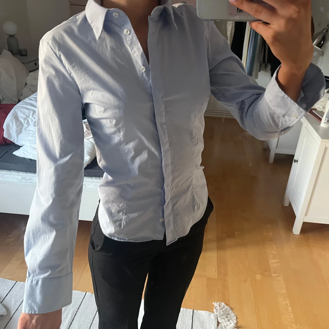 Ljusblå skjorta - 90