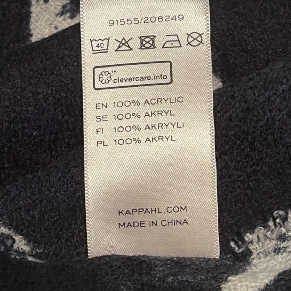 Marinblå halsduk med stjärnmönster från Hampton Republic - 92