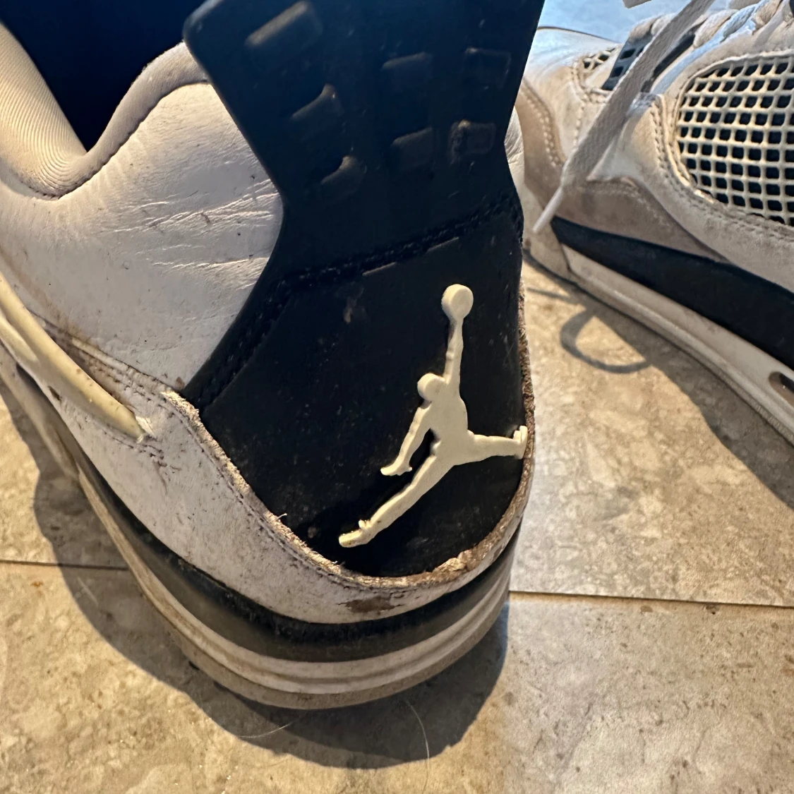 Air Jordan 4 Military Black  - 92