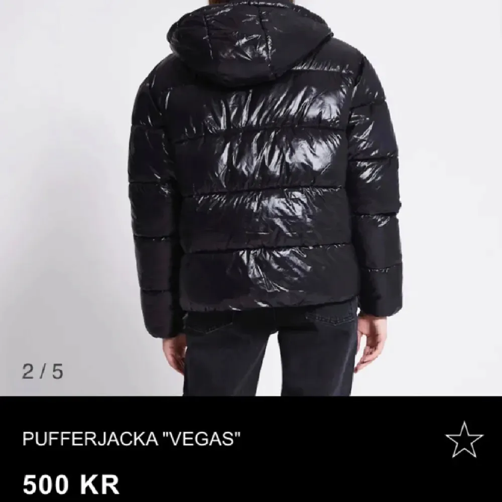 Såå snygg jacka!!💗💗 Nypris 500kr. Jackor.